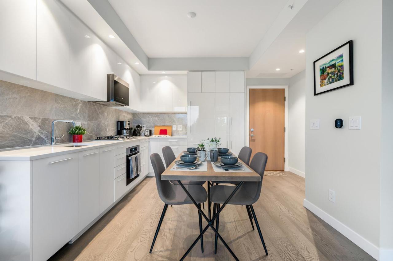 Modern Comfort At Ubc: 1Br Condo Near Campus Vancouver Kültér fotó