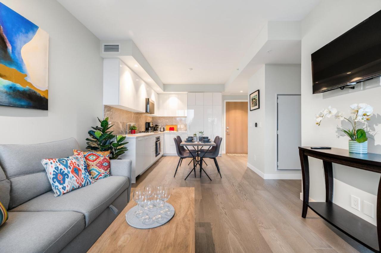 Modern Comfort At Ubc: 1Br Condo Near Campus Vancouver Kültér fotó
