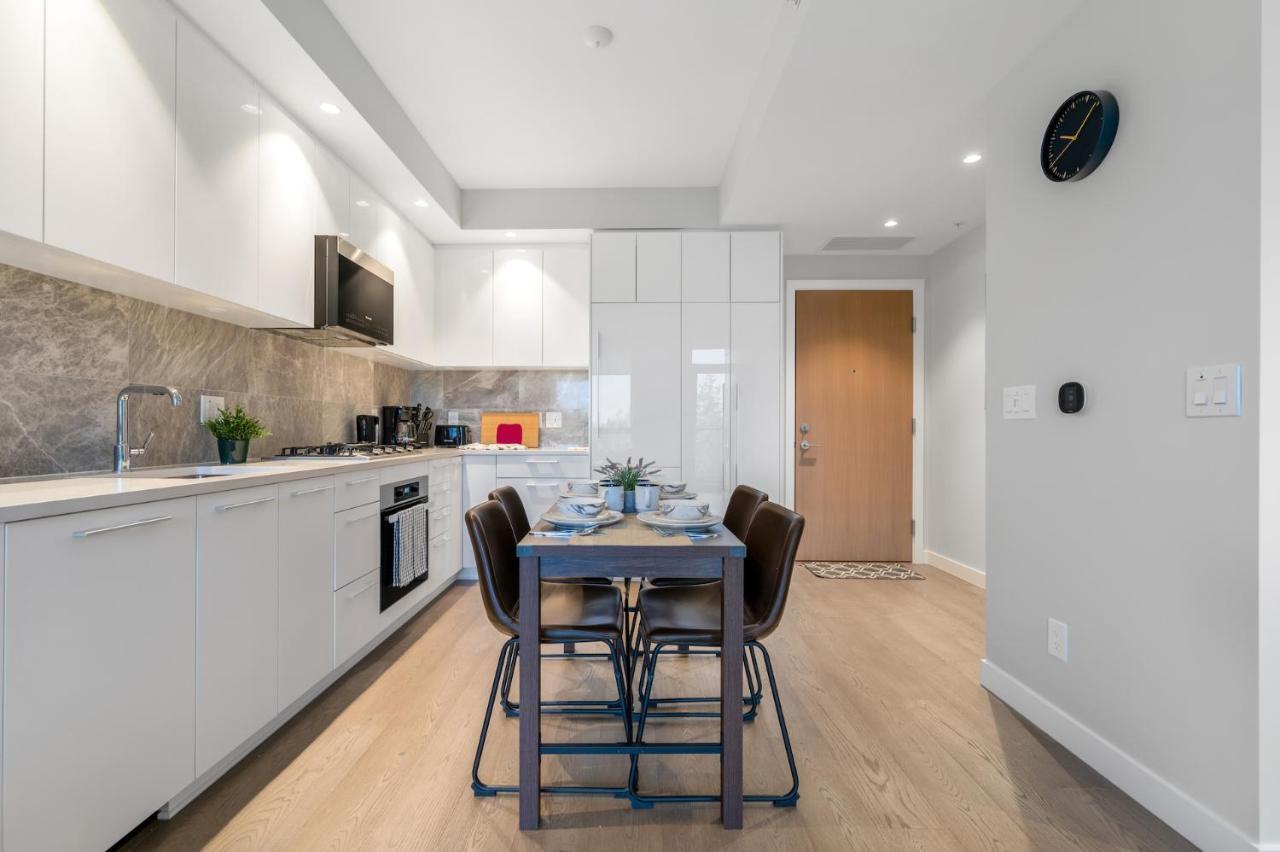 Modern Comfort At Ubc: 1Br Condo Near Campus Vancouver Kültér fotó