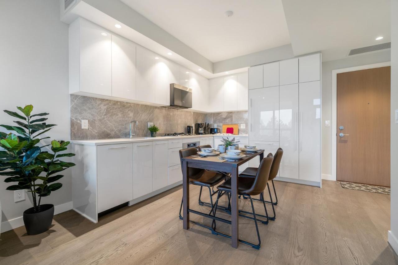 Modern Comfort At Ubc: 1Br Condo Near Campus Vancouver Kültér fotó